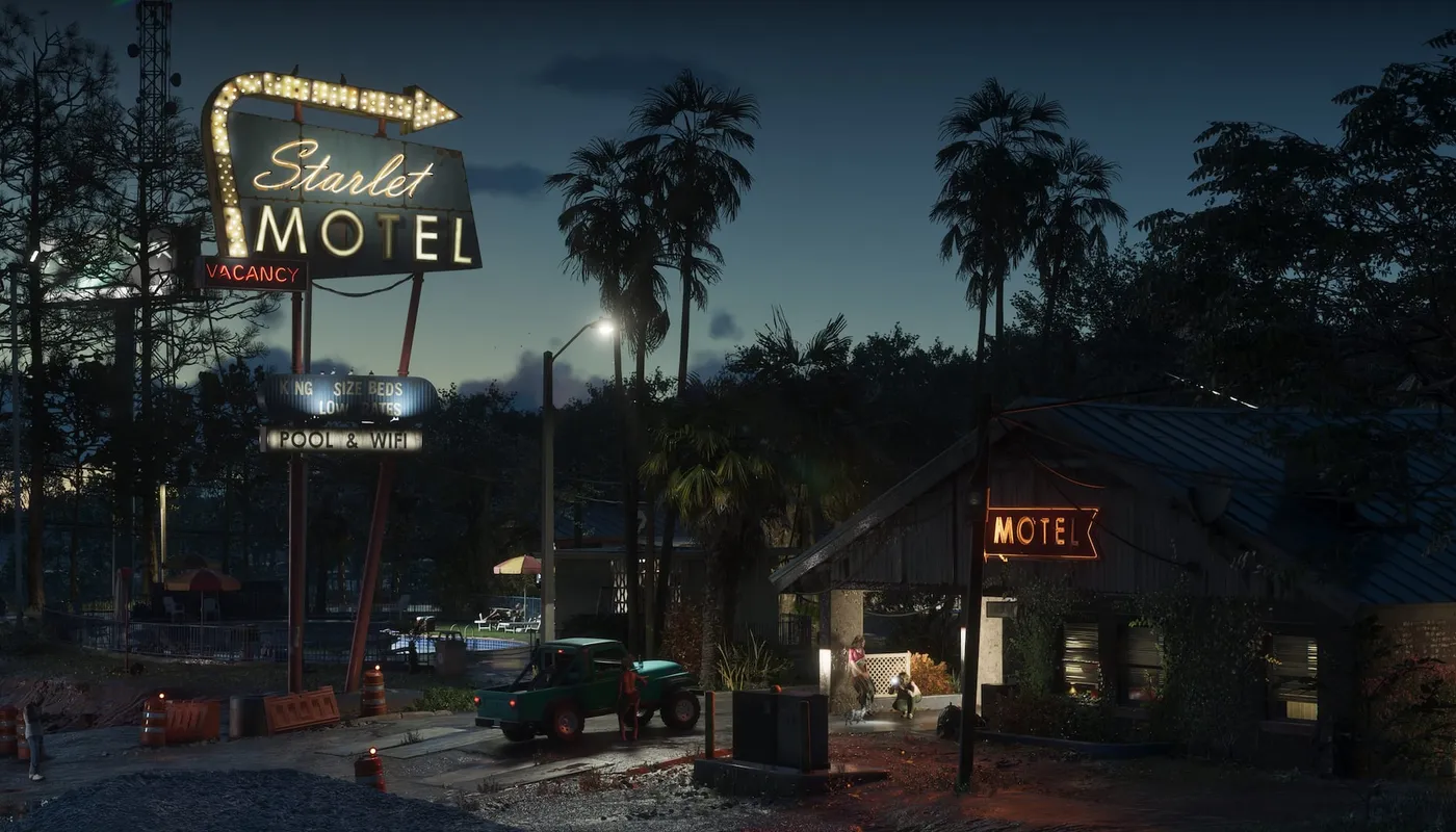 Captură din GTA VI: un motel cu firmă luminoasă Starlet Motel, noaptea, cu o camionetă și o piscină, în Port Gellhorn